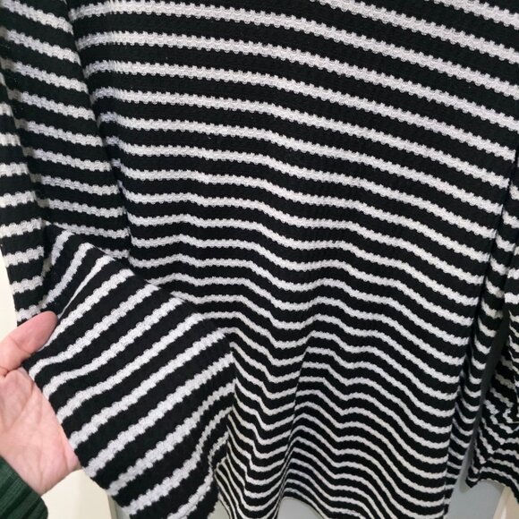 Torrid Plus Size 3X Black White Striped Thermal Waffle Knit Top Cozy Long Sleeve - Picture 5 of 11